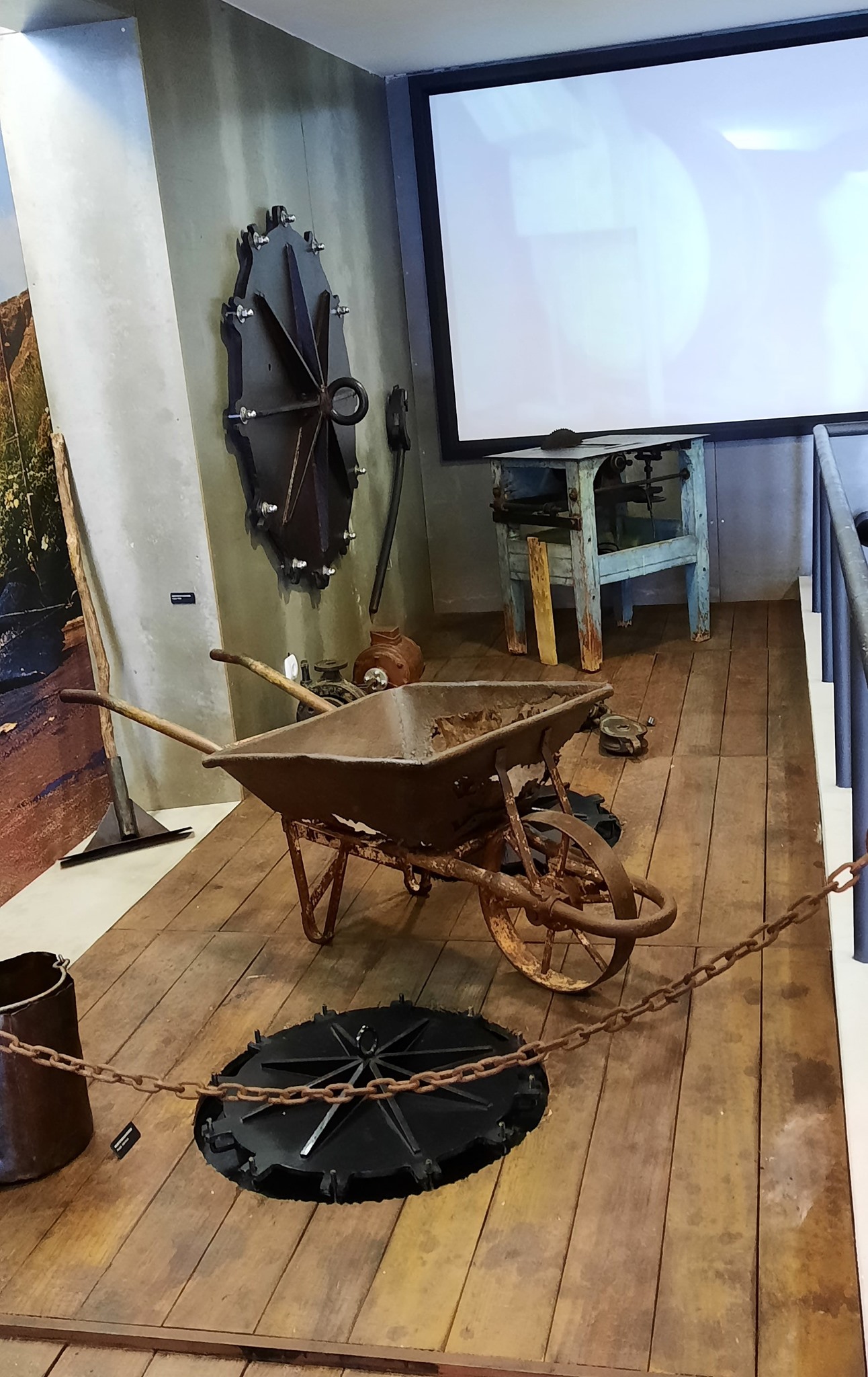 Serra circular de mesa eltrica